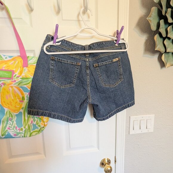 Levi Strauss |Signature Shorts | Stretch | Medium Wash | 10 | 5.5" INSEAM - Picture 8 of 8